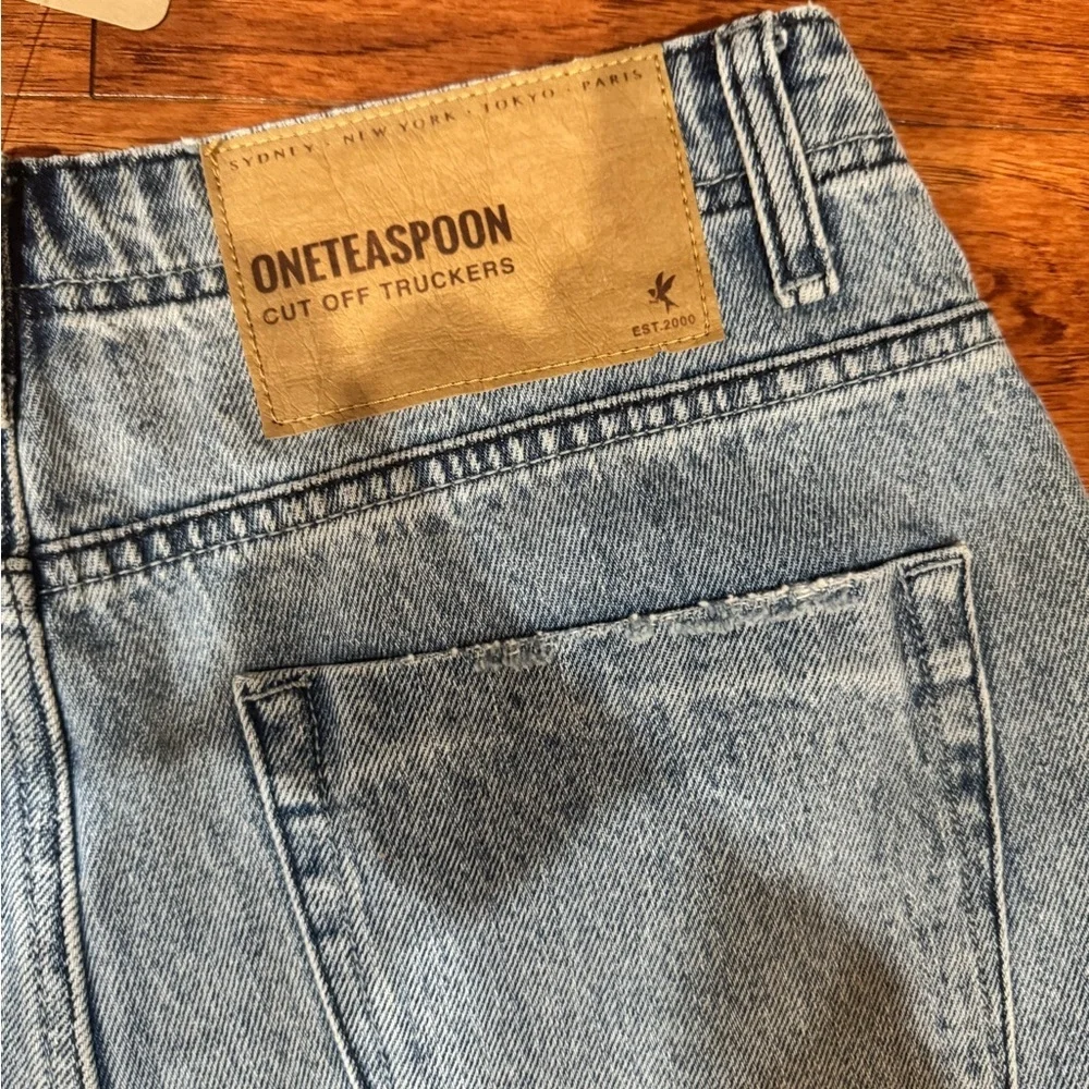 One Teaspoon Long Truckers Mid Waist Relaxed Denim Jorts - Salty Dog Size 26